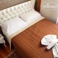 Blue Eye Suites Hotel