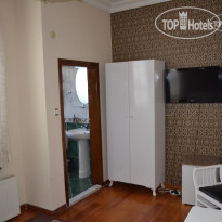 Blue Eye Suites Hotel