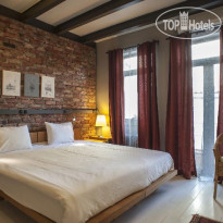 Peradays Hotel