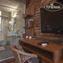 Peradays Hotel