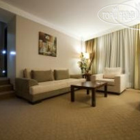 Tan Hotel 