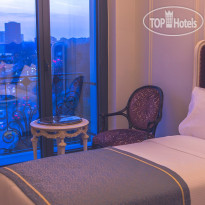 The Time Hotel Marina classic room