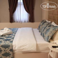Pelican House Hotel