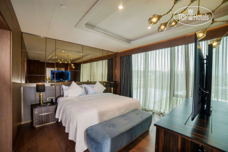 Hotelier's photos Radisson Collection Hotel Vadistanbul 5*