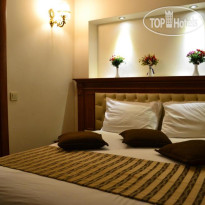 Seven Days Hotel