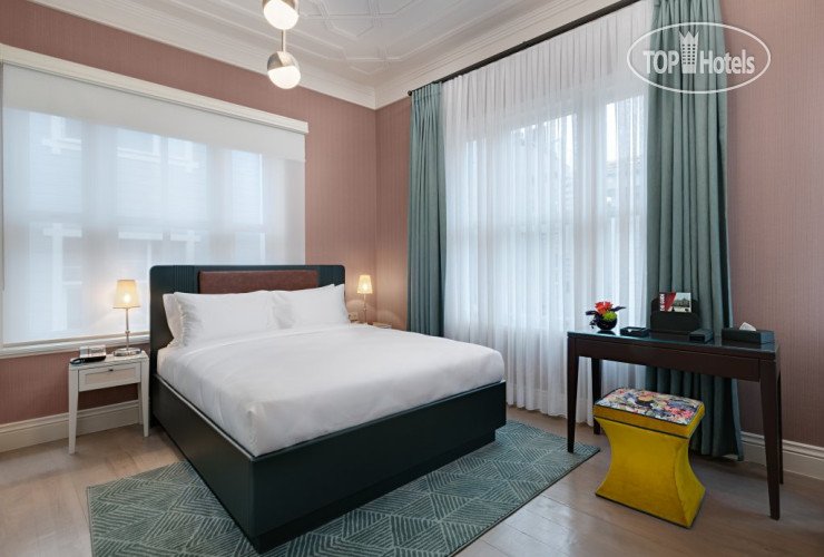 New photos from tourists Catch Hotel