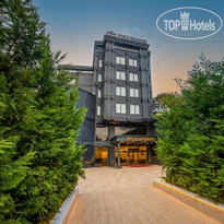 Porta Romanos Hotel 