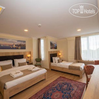 Porta Romanos Hotel 