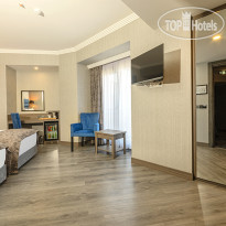Demiray Hotel
