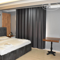 Big Life Suit Hotel 