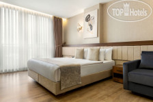 Trademark Collection by Wyndham Operla Airport Hotels 4*