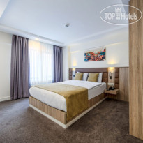 Roys Hotel & Suites 