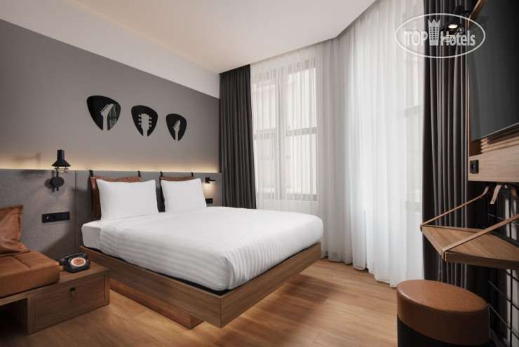 Hotel photo Moxy Istanbul Beyoglu 4*