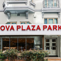Nova Plaza Park Hotel