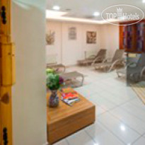 GLK PREMIER The Home Suites & Spa
