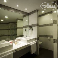 TAV Airport Ванная комната