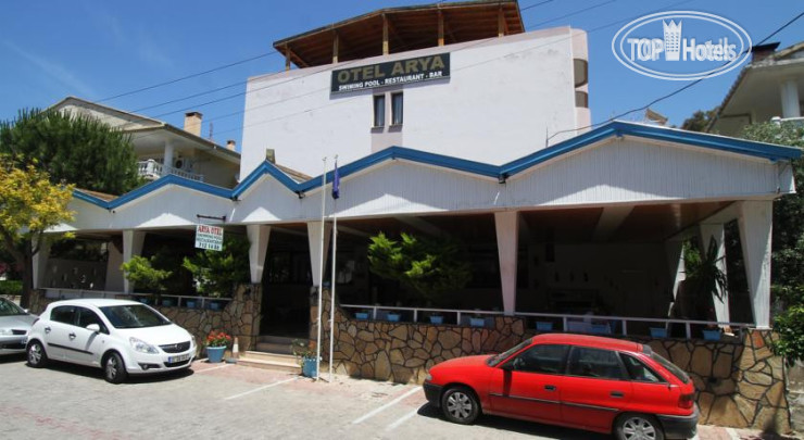 Arya Hotel