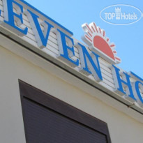 Eleven Hotel