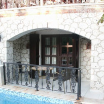 Yalcinkaya Tas Apart Hotel