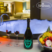 Reges, a Luxury Collection Resort & Spa