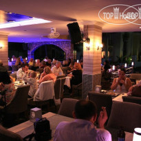 Club Dante Apartments
