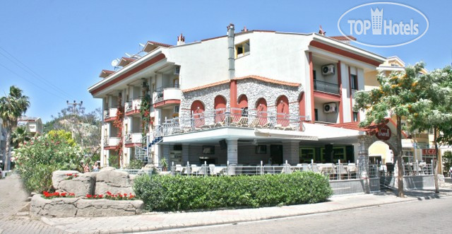 Hotelier's photos Club Dante Apartments 3*