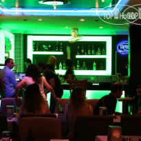 Club Dante Apartments
