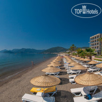 Sunprime Beachfront Hotel 