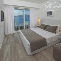 Sunprime Beachfront Hotel 