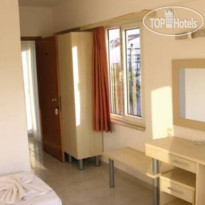 Club Seven Hotel Номер