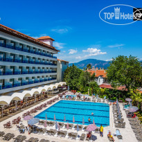 Letoile Beach (L'Etoile) 