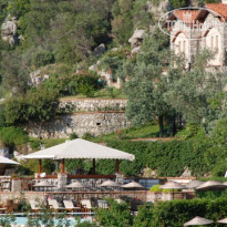 Dionysos Hotel