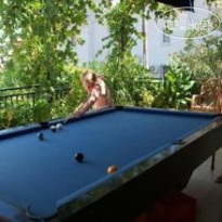 Kurt Apart Hotel Бильярд