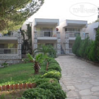 Pine Beach Boutique Hotel 