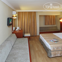 Julian Club Hotel