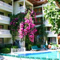 Club Petunya Apartments 