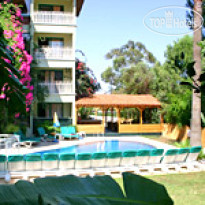 Club Petunya Apartments 