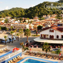 Mustis Royal Plaza