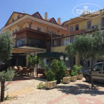 Bena Hotel