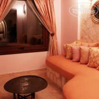 Oasis Hotel