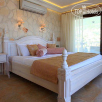 Oasis Hotel