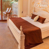 Oasis Hotel