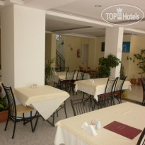 Ozgur Hotel Ресторан