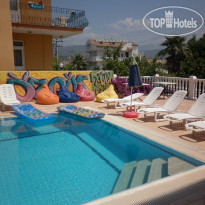 Ozgur Hotel Бассейн