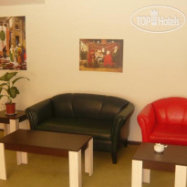 Status Hotel Вестибюль