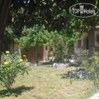 Isa M. Guesthouse Сад