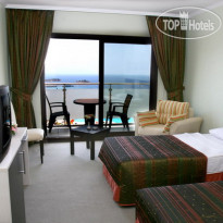 First Class Hotel