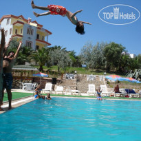 First Class Hotel