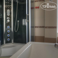 Tropicano Family Villas 