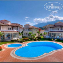 Tropicano Family Villas 